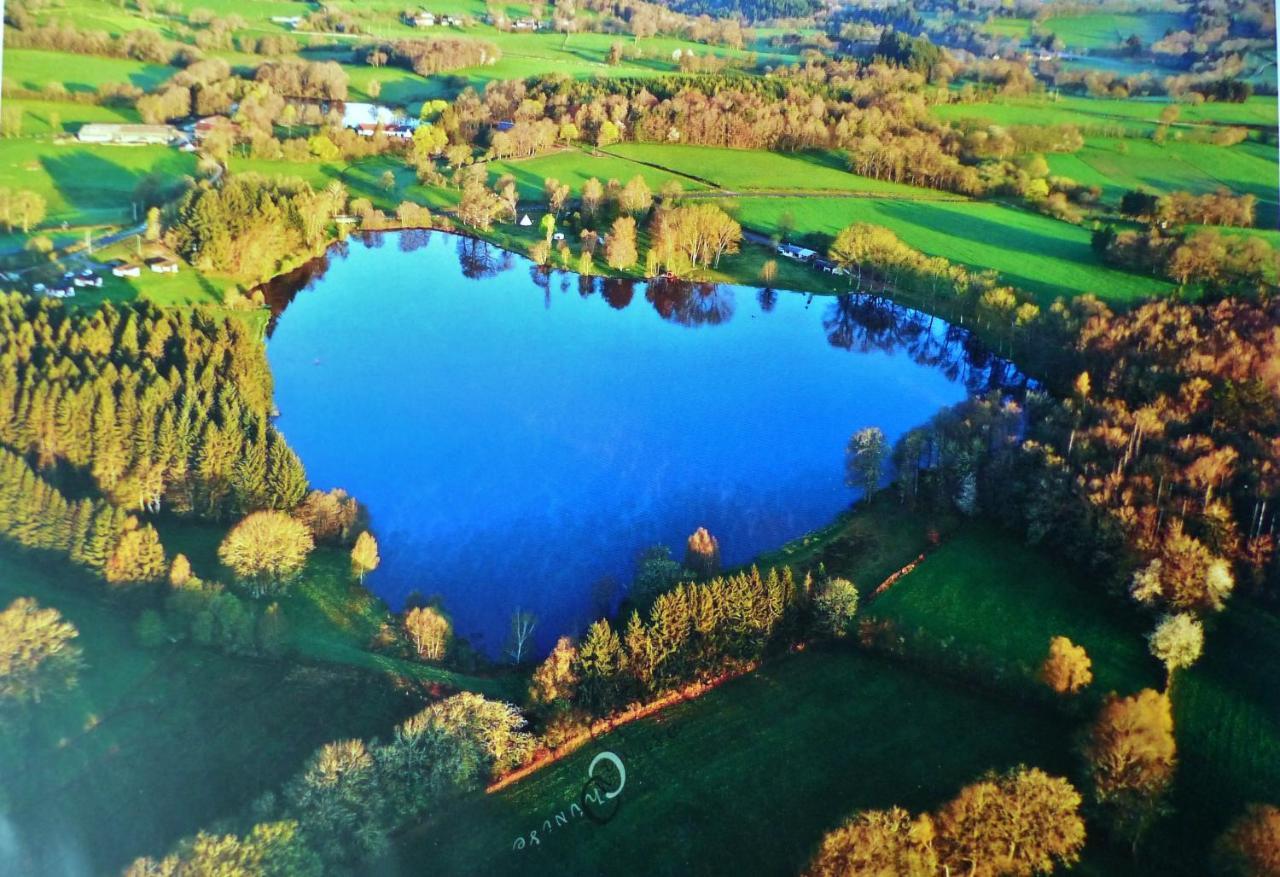 Domaine Du Balbuzard Hotell Condat-en-Combraille Exteriör bild