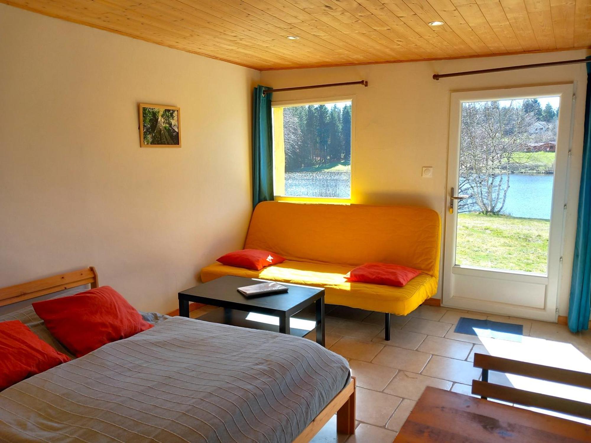 Domaine Du Balbuzard Hotell Condat-en-Combraille Exteriör bild